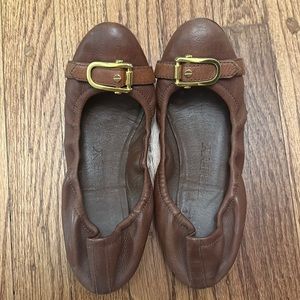 Burberry leather flats with buckle size 40